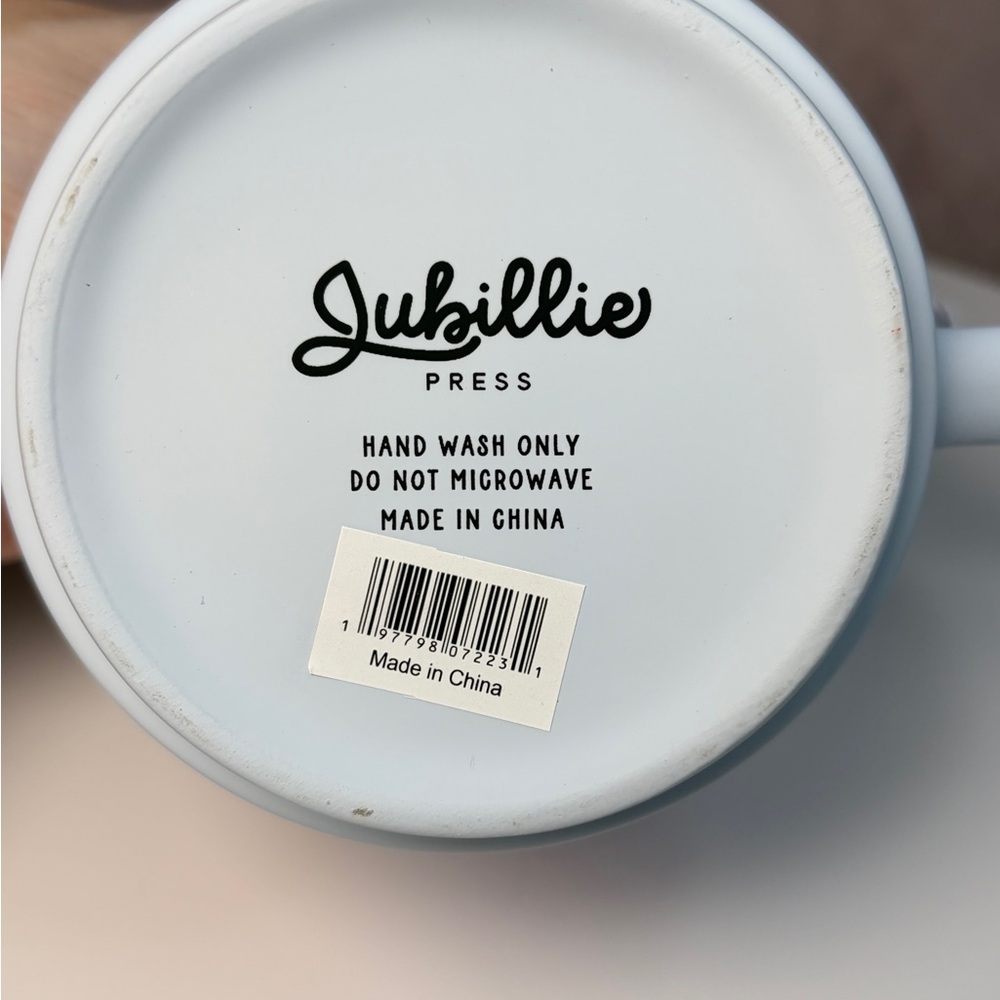 Hot Girls Read Books Mug with Book Design - Picture 8 of 11